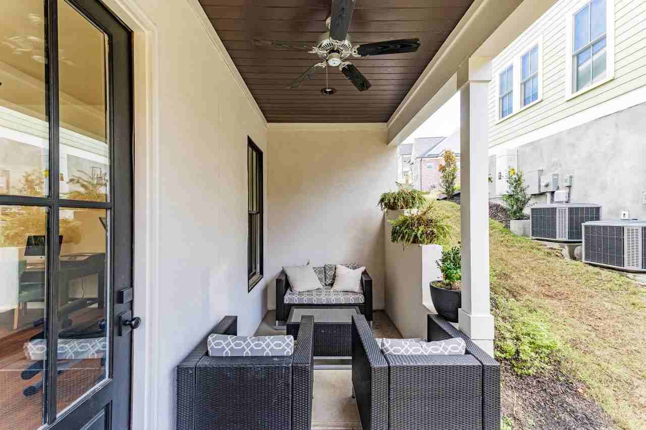 2051 Egret Cir - Photo 5 of 37
