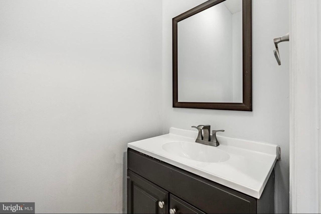 71 Alexis Dr - Photo 5 of 16