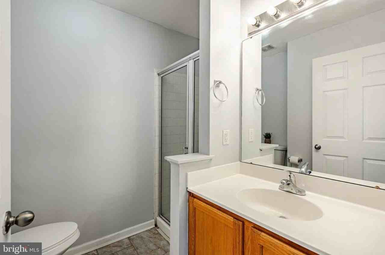71 Alexis Dr - Photo 7 of 16