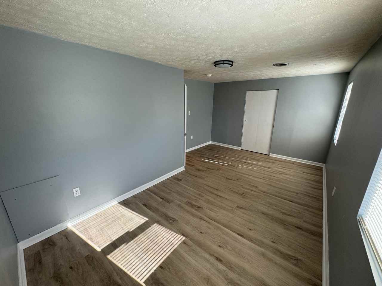398 N Columbus St - Photo 7 of 9