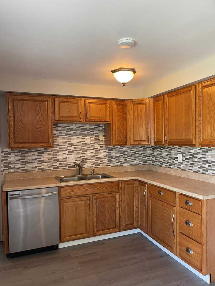 7883 Sebring Dr - Photo 2 of 18