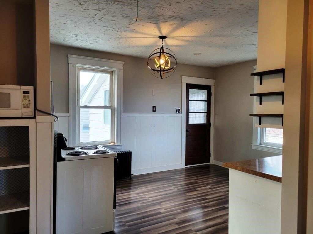 755 Franklin St #2 - Photo 5 of 17