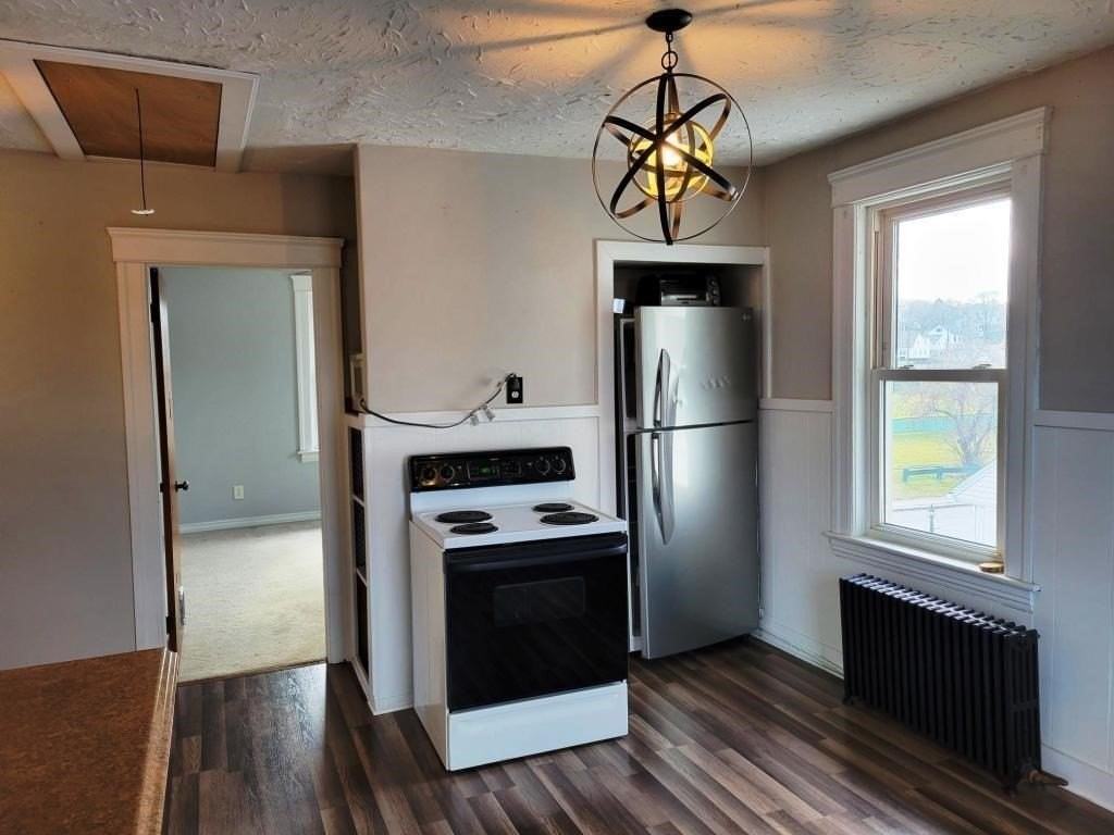 755 Franklin St #2 - Photo 6 of 17