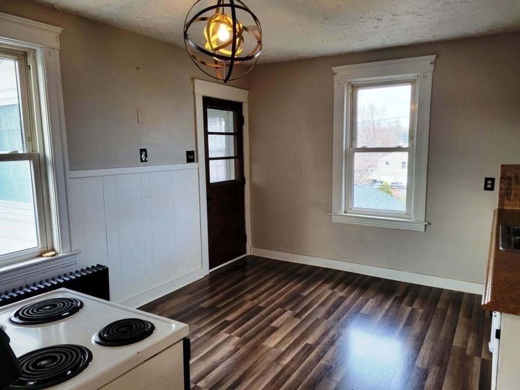 755 Franklin St #2 - Photo 7 of 17