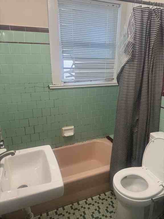 18 Fairview Ave #1 - Photo 6 of 20