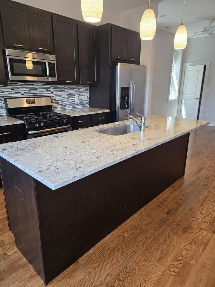 2309 N Leavitt St #3 - Photo 2 of 13