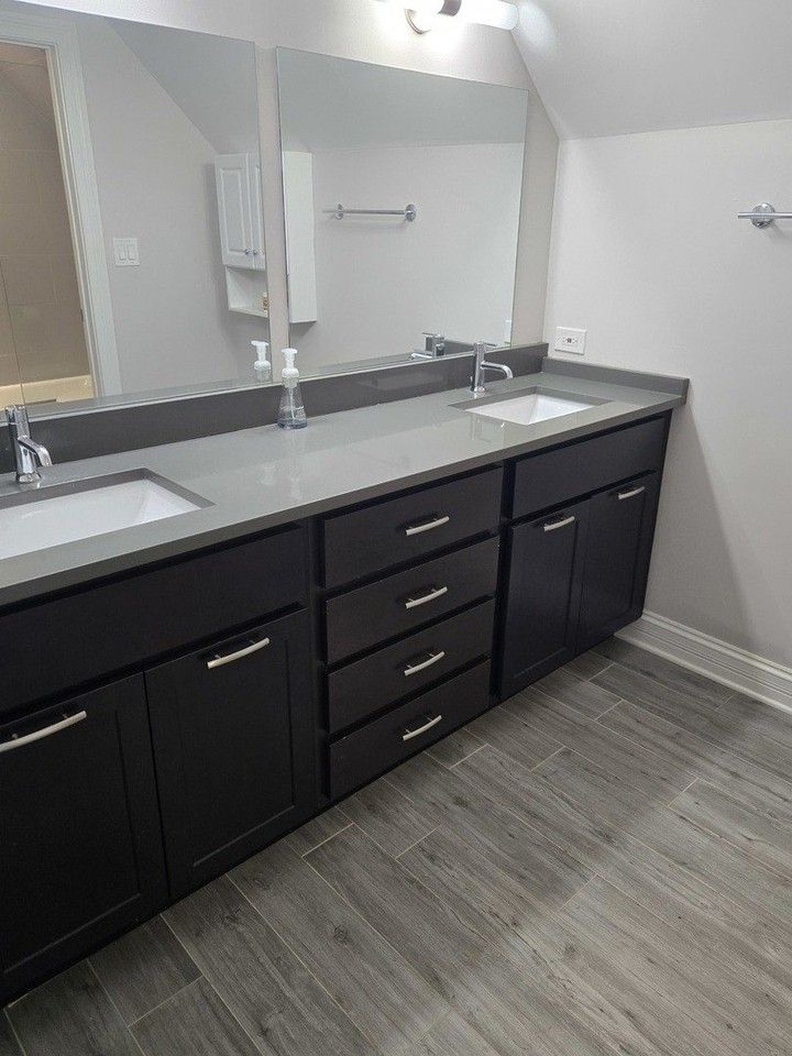 2309 N Leavitt St #3 - Photo 5 of 13