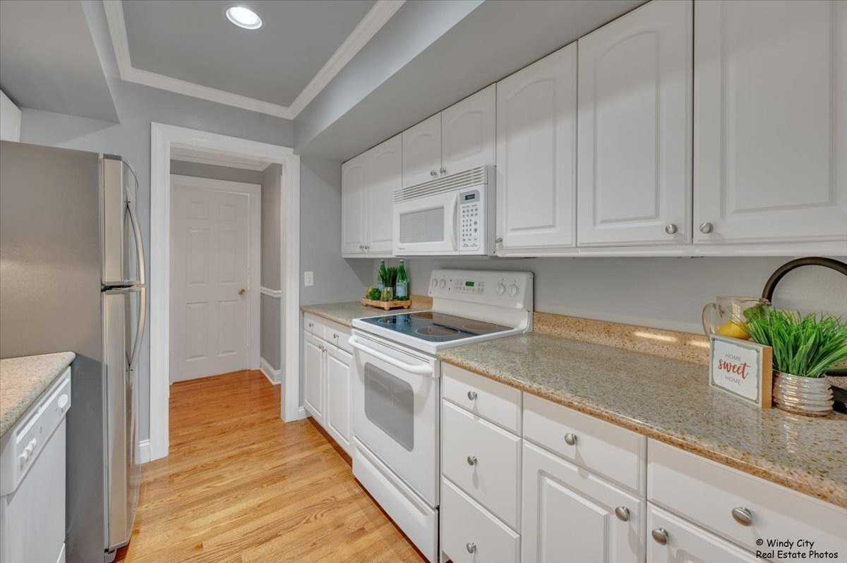 510 Shorely Dr #201 - Photo 6 of 14