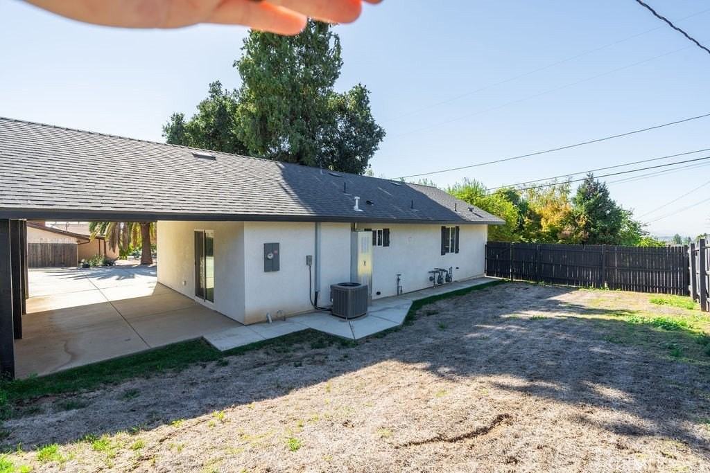 12257 Fremont St #1 - Photo 5 of 19