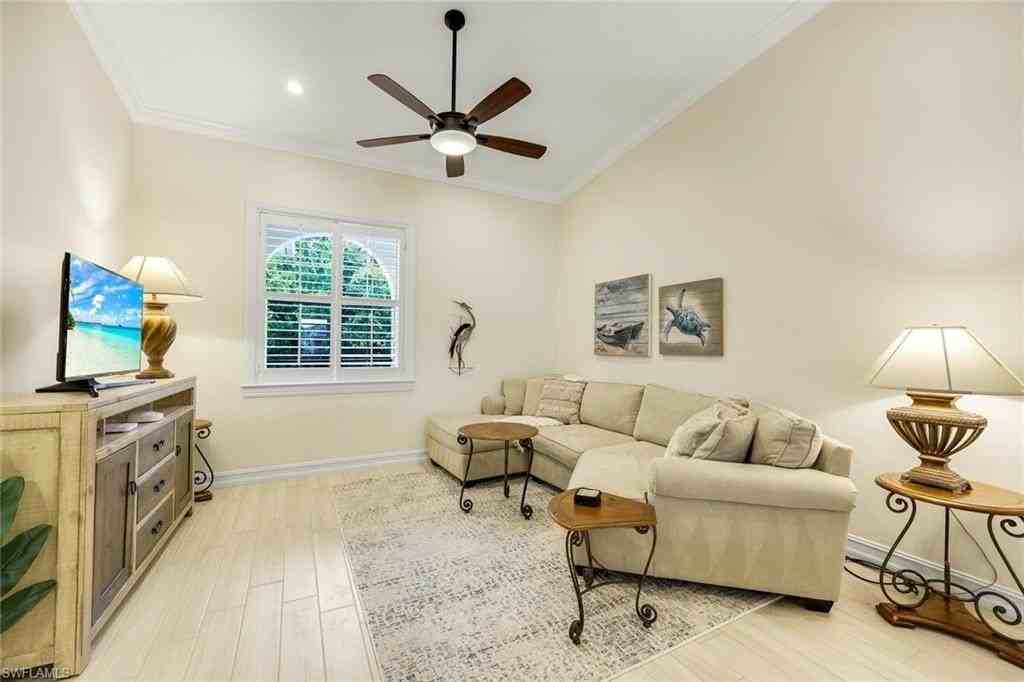 800 Breakaway Ln #203 - Photo 7 of 22