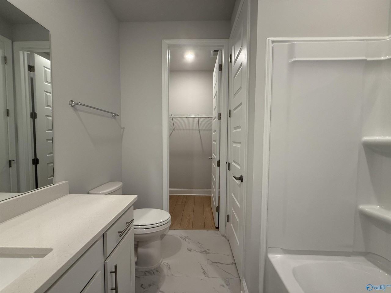 22651 Donahue Road - Photo 4 of 19