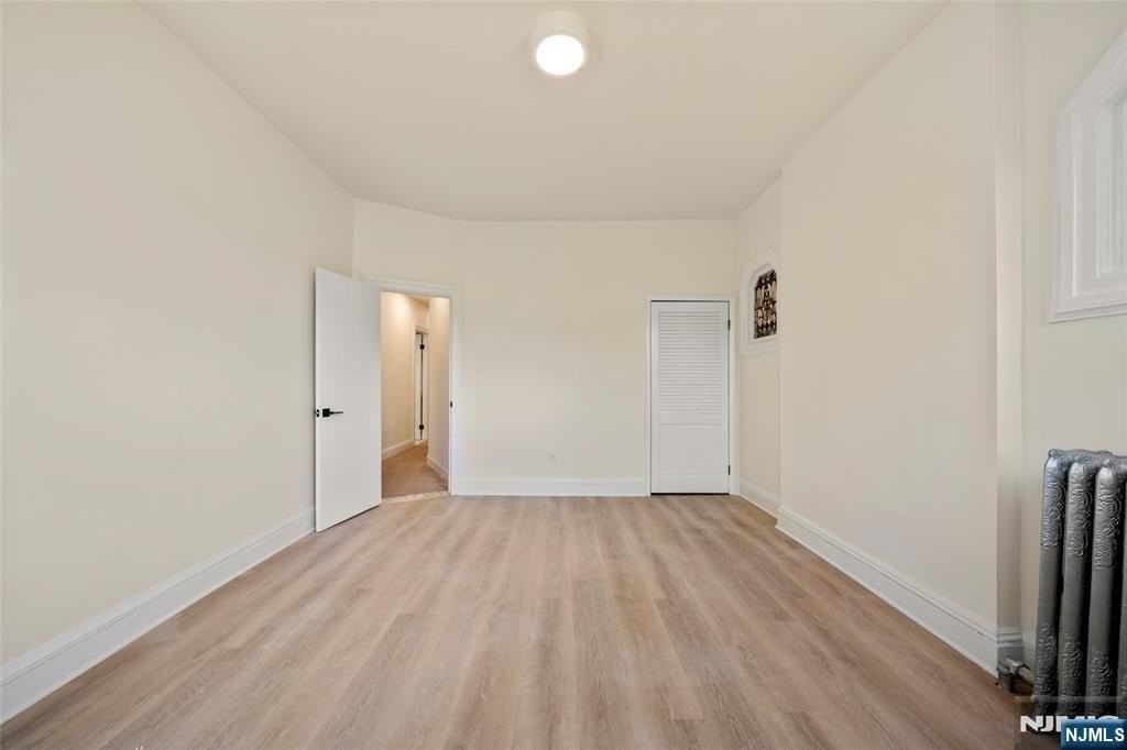 8 Cooper Pl #2ndFL - Photo 7 of 17