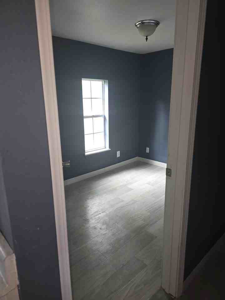 579 Main Street - Photo 3 of 28