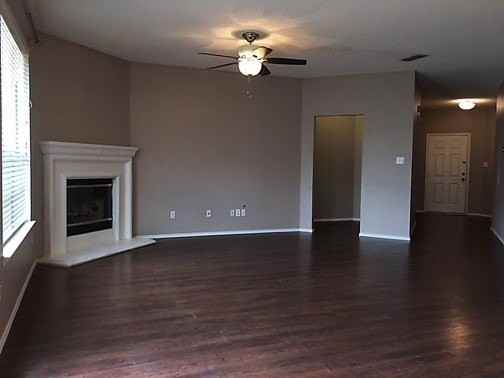 6304 Downeast Dr - Photo 2 of 10