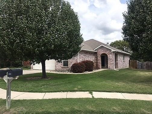 6304 Downeast Dr - Photo 3 of 10