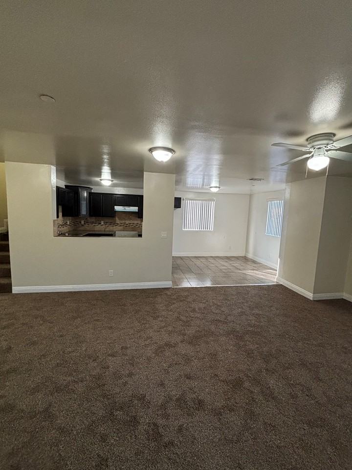 629 West 61st Street - Photo 3 of 18