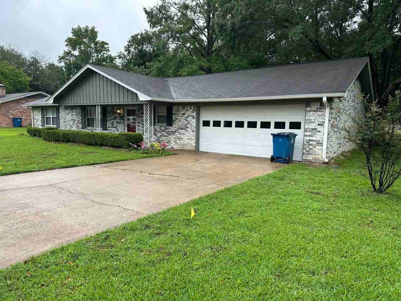 274 Molly Ln - Photo 2 of 36