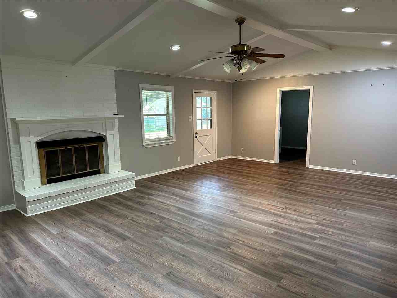 274 Molly Ln - Photo 6 of 36