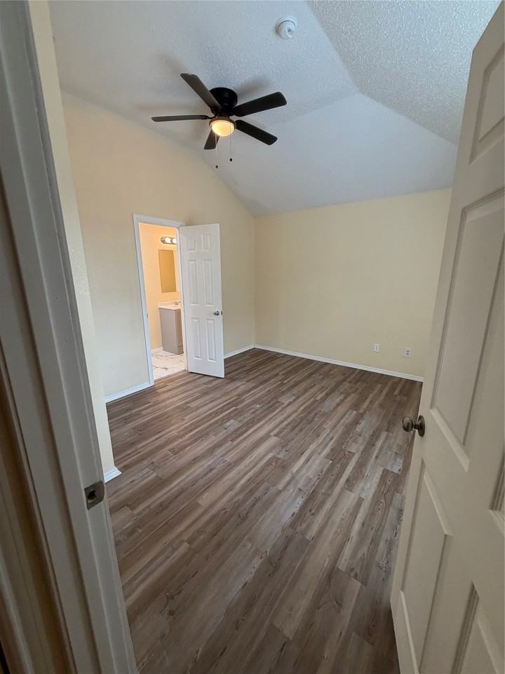 2108 Northridge Dr - Photo 5 of 12
