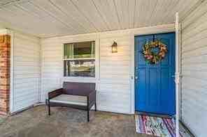 204 Ross Ave - Photo 2 of 19