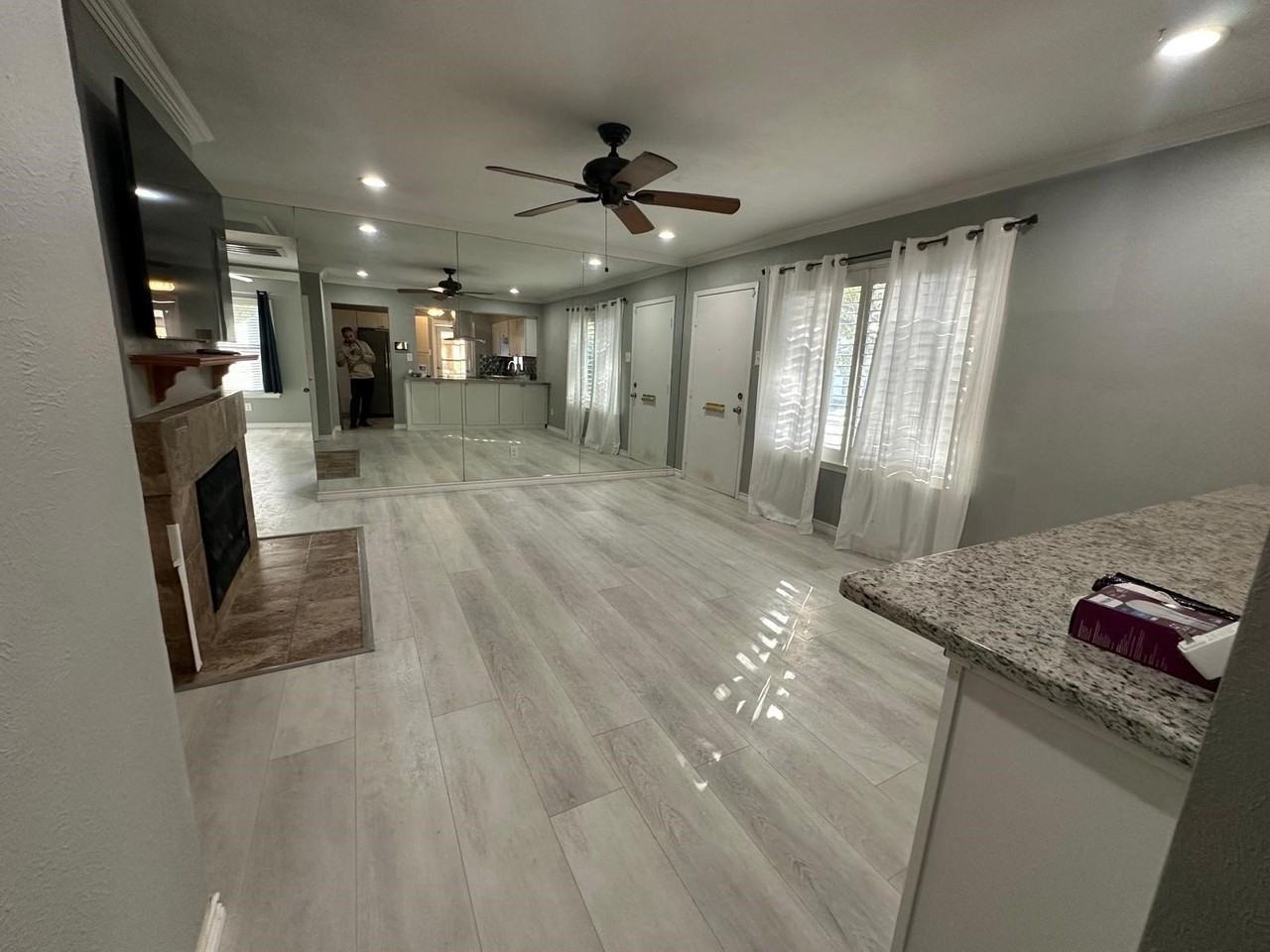 13701 Brookgreen Cir - Photo 2 of 22