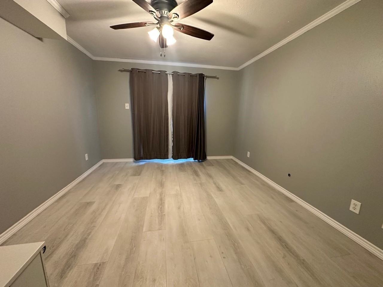 13701 Brookgreen Cir - Photo 4 of 22