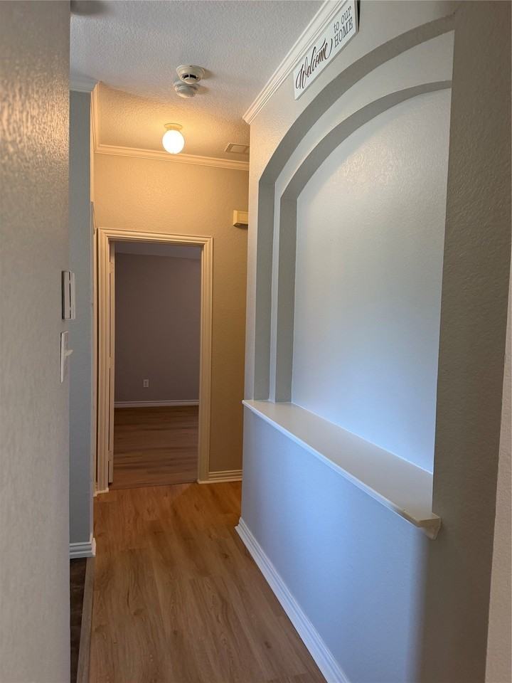 1200 Charlotte Dr - Photo 5 of 21