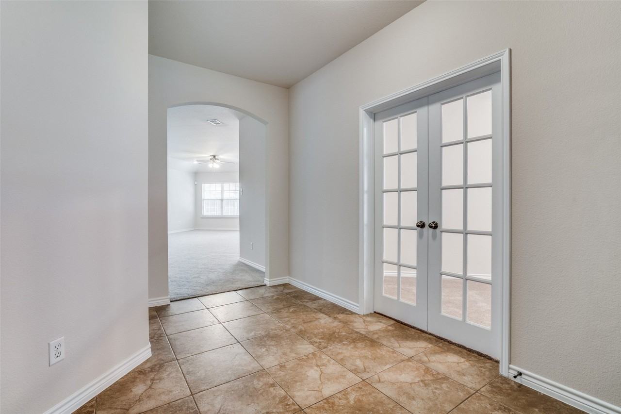 5813 Stone Mountain Rd - Photo 4 of 24