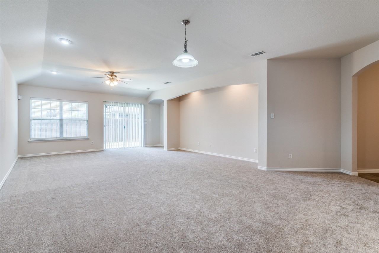 5813 Stone Mountain Rd - Photo 7 of 24
