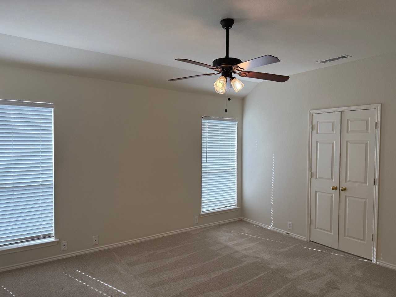 5917 Sandalwood Dr - Photo 6 of 20