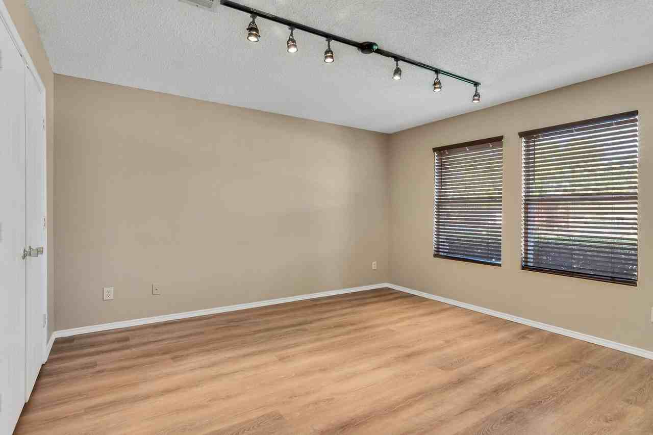 2124 Blanco Ln - Photo 5 of 25