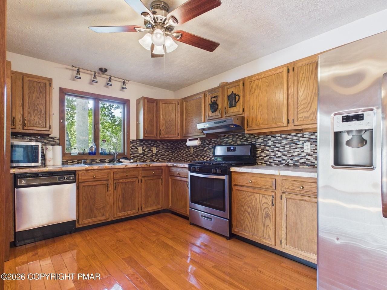 4167 Forest Dr - Photo 6 of 21
