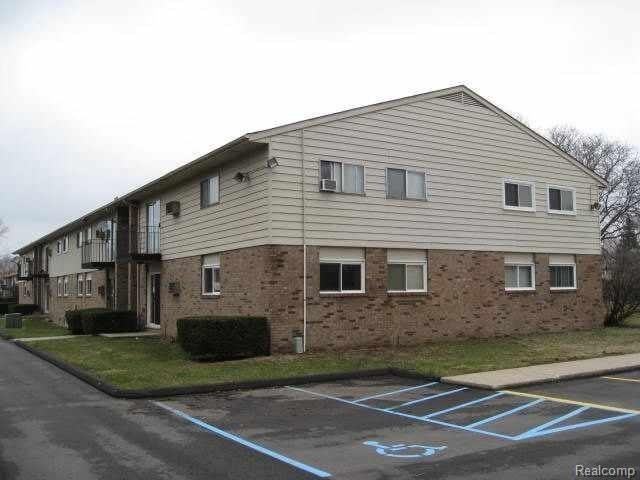 31555 Fraser Dr #19 - Photo 2 of 12