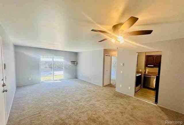 31555 Fraser Dr #19 - Photo 4 of 12