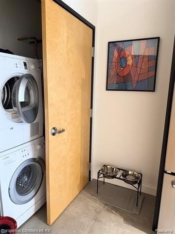 55 W Canfield St #212 - Photo 6 of 18