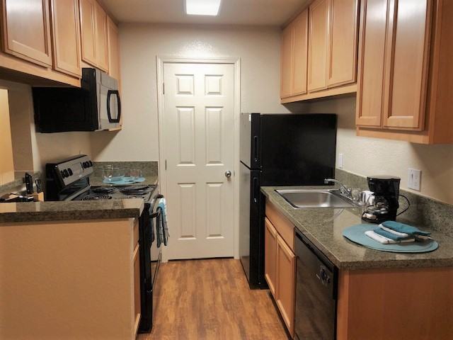 1900 Oakdale Rd #121 - Photo 3 of 7