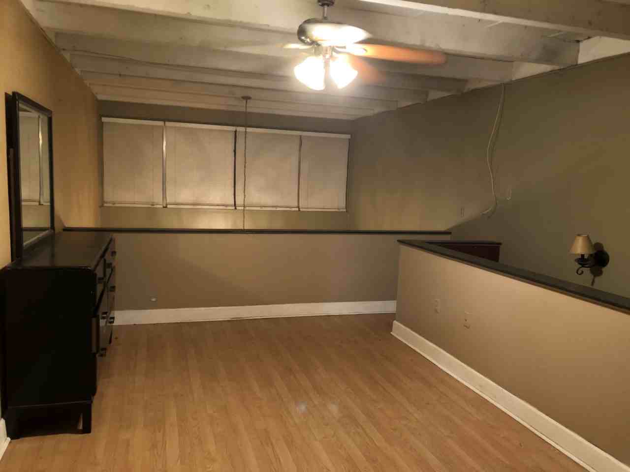 709 Sw 75th St #202 - Photo 6 of 10