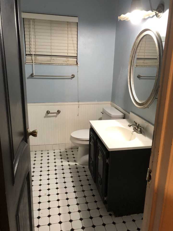 709 Sw 75th St #202 - Photo 7 of 10