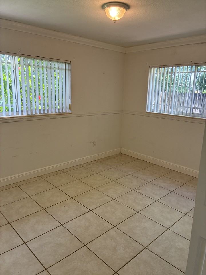 9791 Caribbean Blvd #1 - Photo 7 of 21