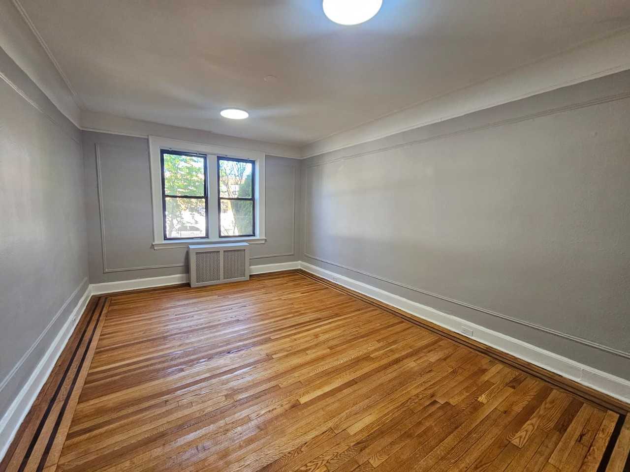 331 Elmora Ave #J - Photo 4 of 7