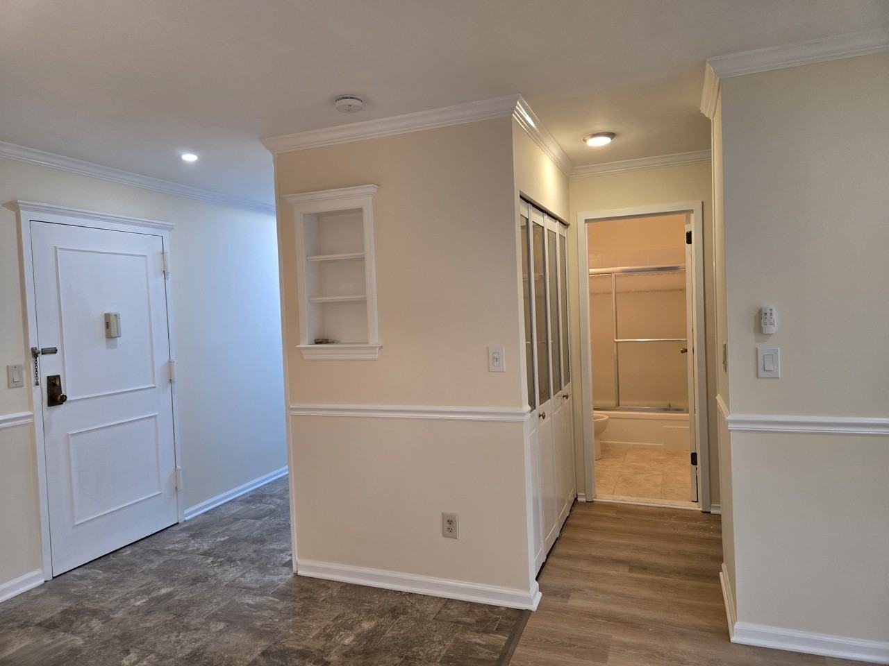 235 Henry Ave #12E - Photo 6 of 12