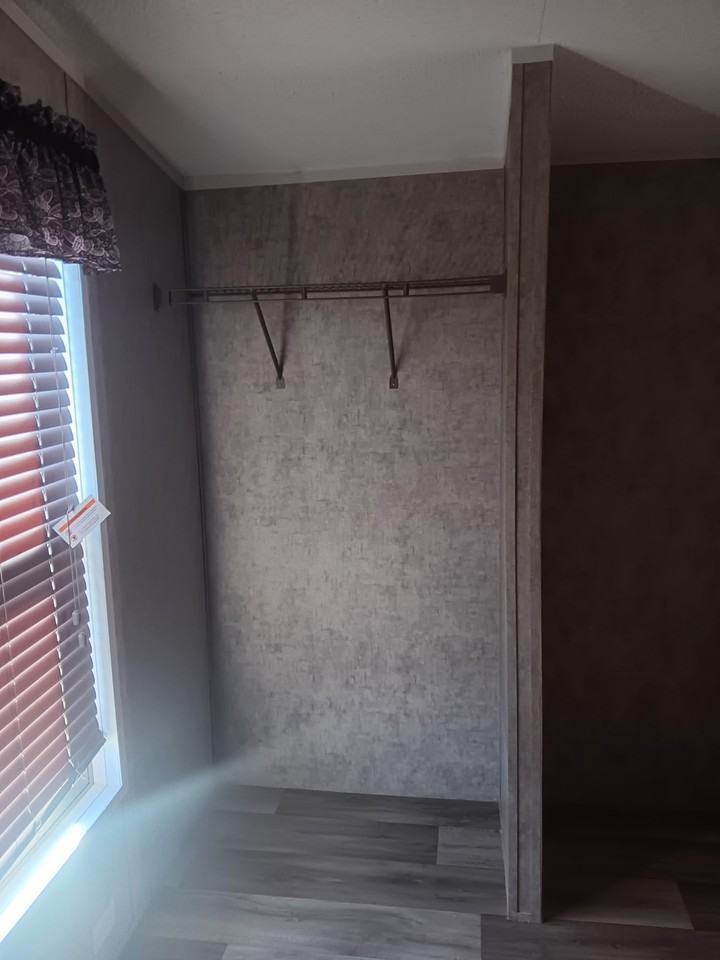 606 River Rd #6 - Photo 5 of 8