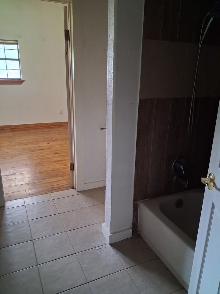 555 Harmon Hills Rd Unit A #NA - Photo 3 of 6