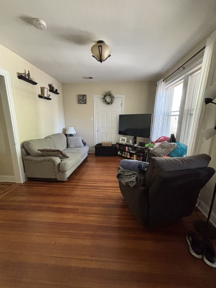 1501 N Broom St #2-3 - Photo 2 of 11