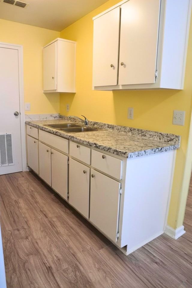 7190 Conant Ave #4 - Photo 6 of 10