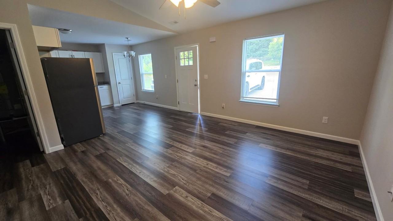204 Pequeno Ct #204 - Photo 4 of 10