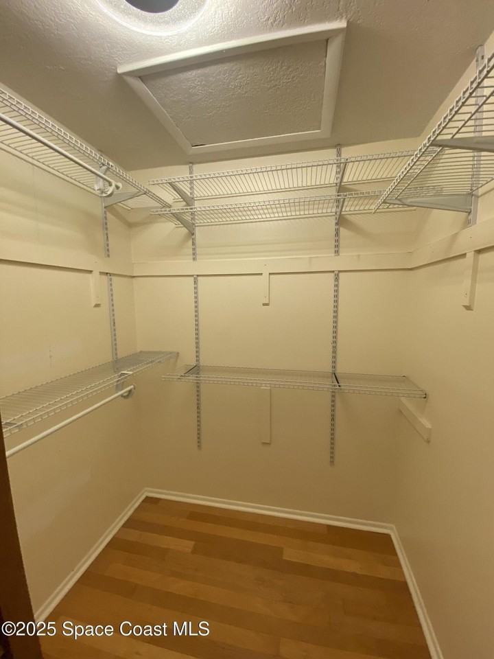 3694 Hardwood Ct - Photo 7 of 19