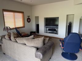 featured image of 870 Trumpeters Ct E #NA