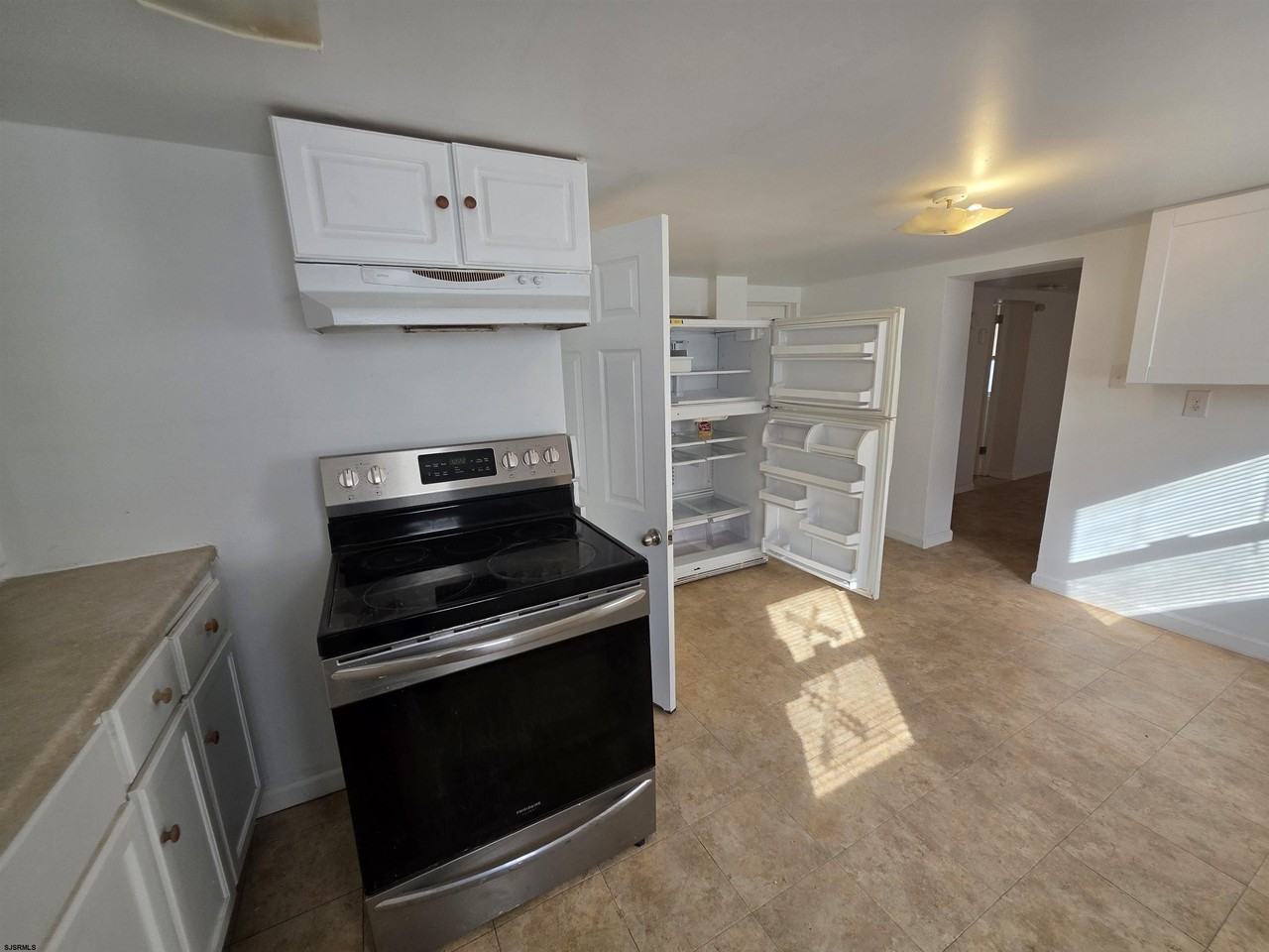45 N Windsor Ave - Photo 6 of 14
