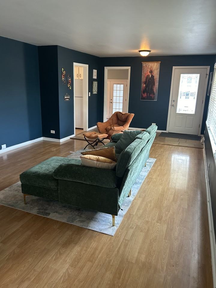 251 E Plymouth St #NA - Photo 7 of 18